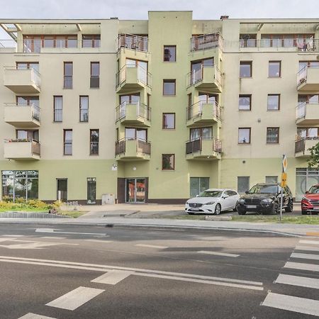 Riverside Apartment With Balcony By Noclegi Renters Świnoujście Extérieur photo