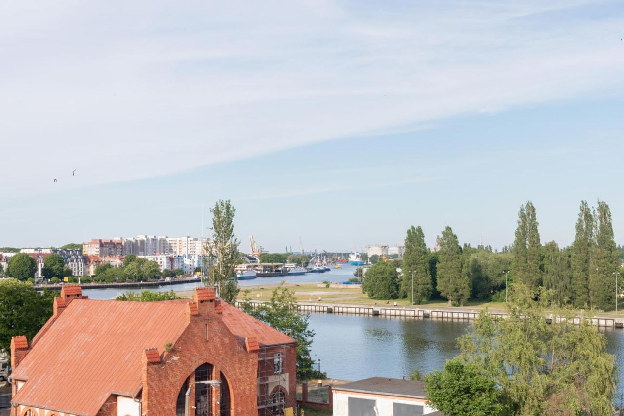 Riverside Apartment With Balcony By Noclegi Renters Świnoujście Extérieur photo