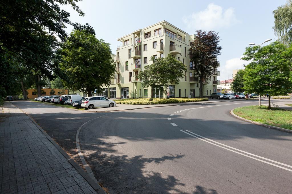 Riverside Apartment With Balcony By Noclegi Renters Świnoujście Extérieur photo